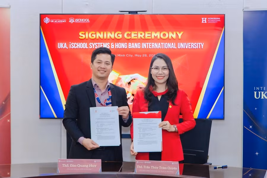 viec-hop-tac-giua-he-thong-uk-academy-ischool-va-dai-hoc-hong-bang-huong-den-mo-rong-trai-nghiem-hoc-thuat-va-dinh-huong-nghe-nghiep-cho-hoc-sinh-tu-som.jpg