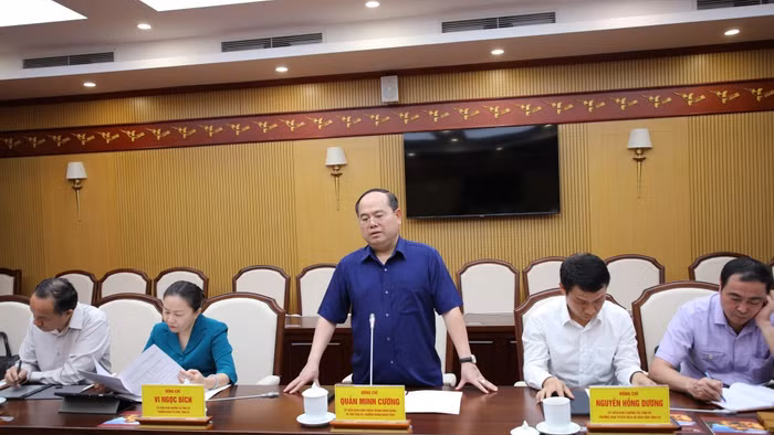 Ông Quản Minh Cường, Bí thư Tỉnh ủy Quảng Ninh phát biểu tại buổi làm việc.