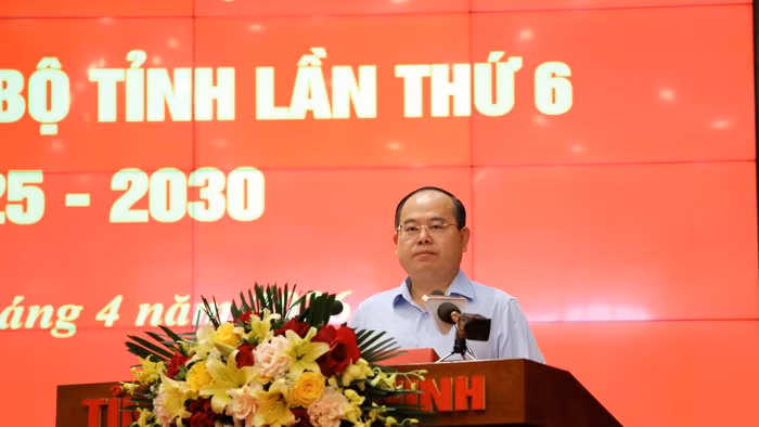 Ông Quản Minh Cường, Bí thư Tỉnh ủy Quảng Ninh, phát biểu chỉ đạo tại hội nghị.