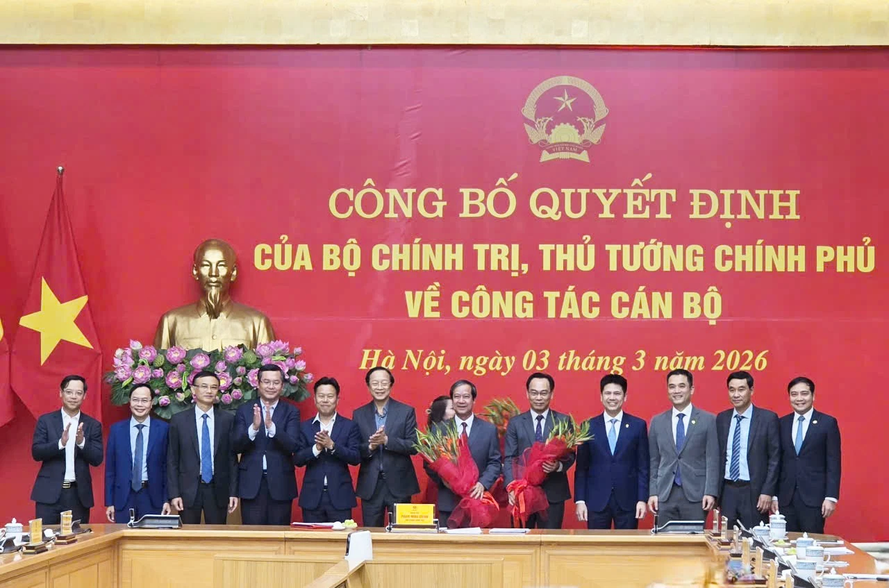 trao-quyet-dinh.jpg
