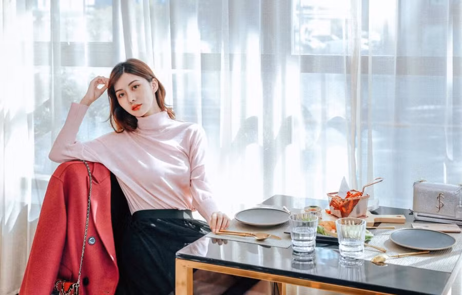 Khi đàn ông theo đuổi phụ nữ một cách nhiệt tình, thái độ của phụ nữ vô cùng quan trọng. (Ảnh: ITN).