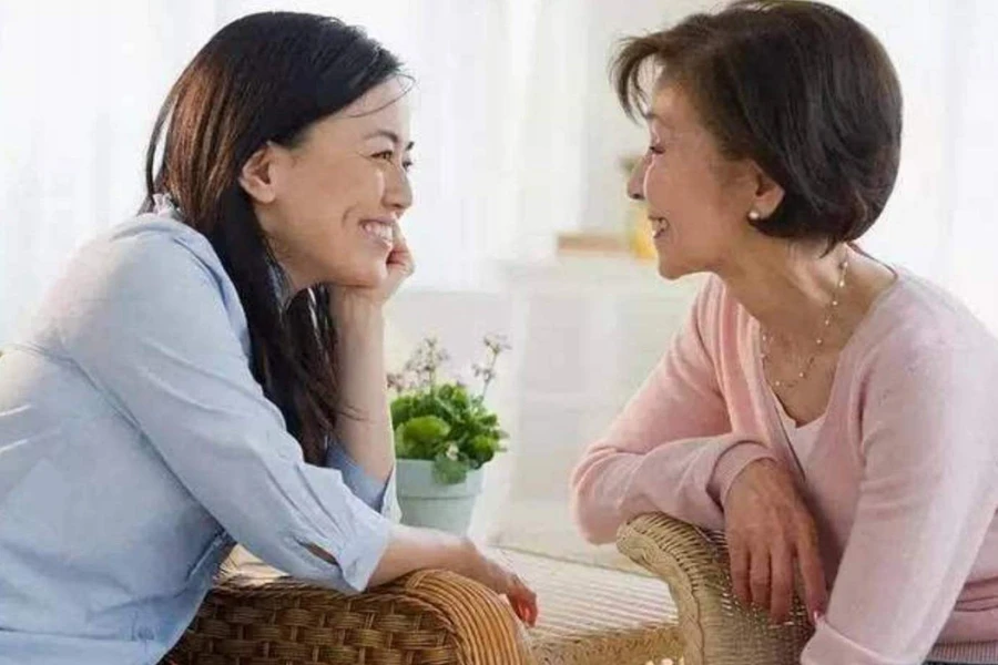 Dù mẹ chồng bạn có sai đến đâu, nếu bạn gây sự với bà thì đó sẽ là lỗi của bạn. (Ảnh: ITN).