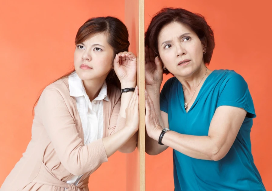 Mẹ chồng tuổi Tý có miệng lưỡi sắc bén nhưng trái tim lại mềm yếu. (Ảnh: ITN).