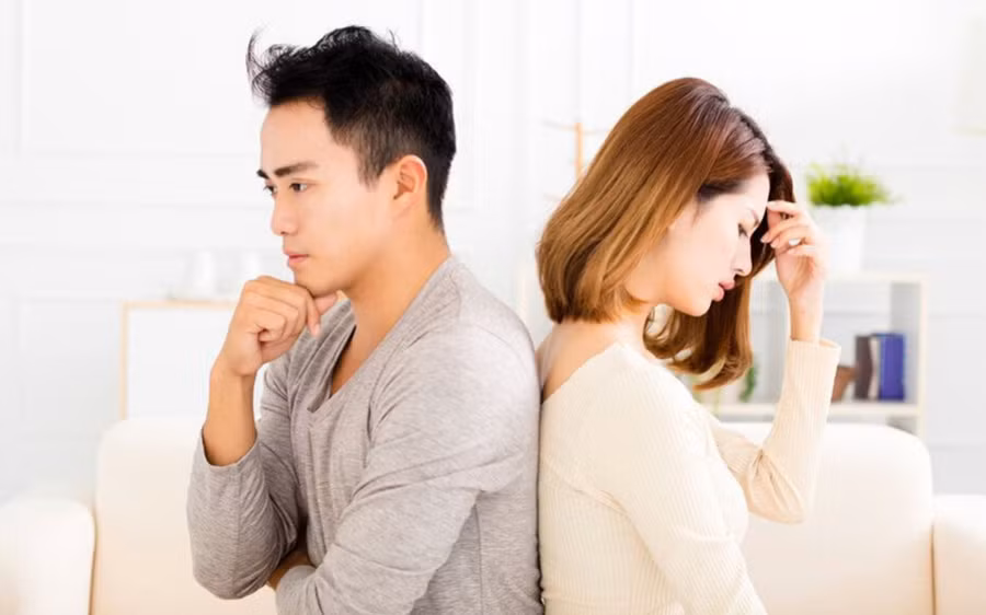 Nếu bạn không chia sẻ những gì bạn thực sự nghĩ, thì đây có thể là dấu hiệu cho thấy bạn không còn muốn có một mối quan hệ sâu sắc nữa. (Ảnh: ITN).