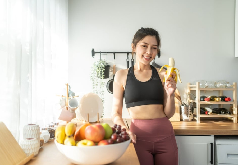 Chuối là loại trái cây được nhiều người giảm cân, tập thể hình yêu thích. (Ảnh: ITN)