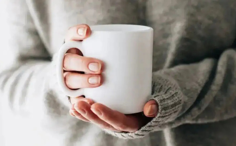 Mùa đông tốt nhất nên uống nước ấm. (Ảnh: ITN)