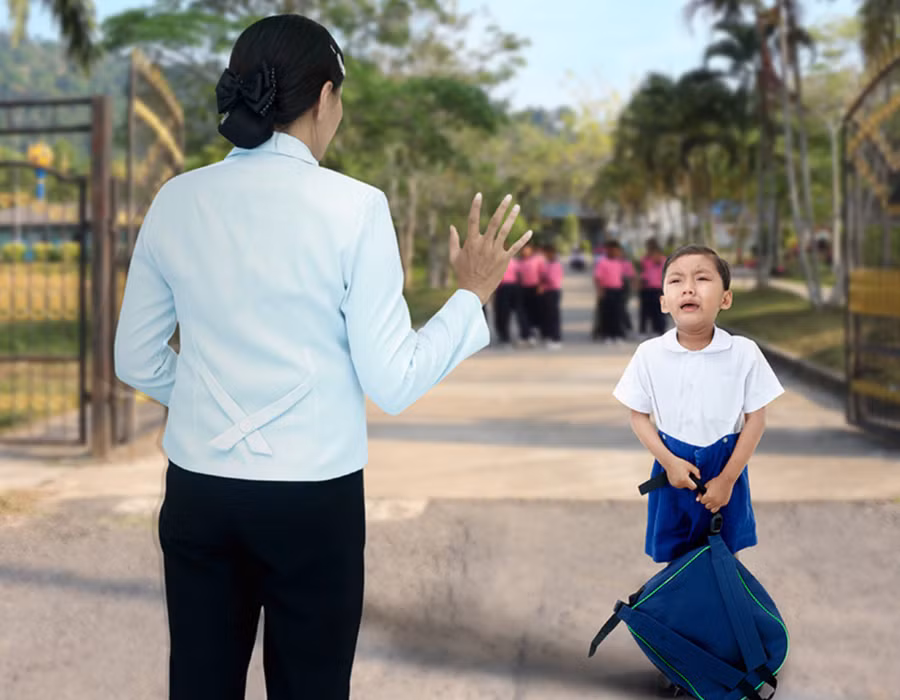 Lo âu khi xa cách là tình trạng mà trẻ em đã quen với việc ở bên cạnh một người hoặc đã quen với một nơi nào đó, đột nhiên bị tách rời sẽ khiến trẻ cảm thấy bất an. (Ảnh: ITN).