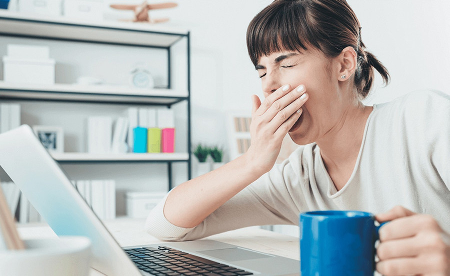 Nếu bạn ngáp quá thường xuyên, thậm chí là 5 hoặc 6 lần liên tiếp, thì bạn không chỉ bị mệt mỏi mà còn có thể đang gặp phải dấu hiệu của một số bệnh nhất định. (Ảnh: ITN)