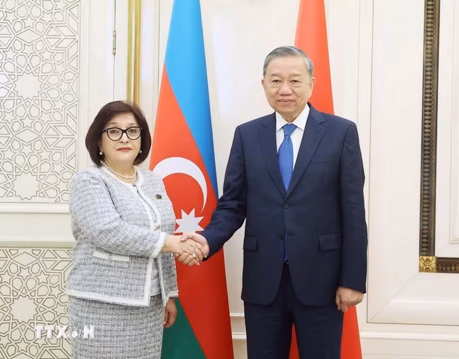 Tổng Bí thư Tô Lâm hội kiến Chủ tịch Quốc hội Azerbaijan Sahiba Gafarova. (Ảnh: Thống Nhất/TTXVN).