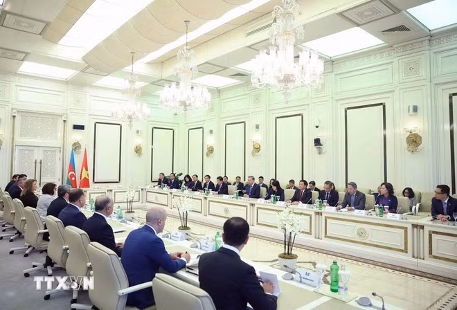 Tổng Bí thư Tô Lâm hội kiến Chủ tịch Quốc hội Azerbaijan Sahiba Gafarova. (Ảnh: Thống Nhất/TTXVN).