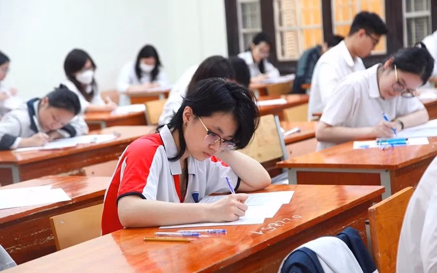 Gợi ý đáp án môn Hóa học Kỳ thi tốt nghiệp THPT 2025