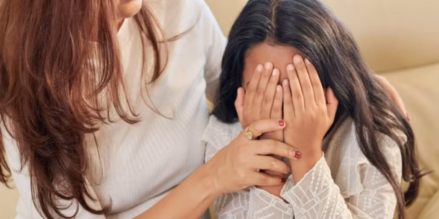 3. Tre em thuong gan gia tri ban than.jpg