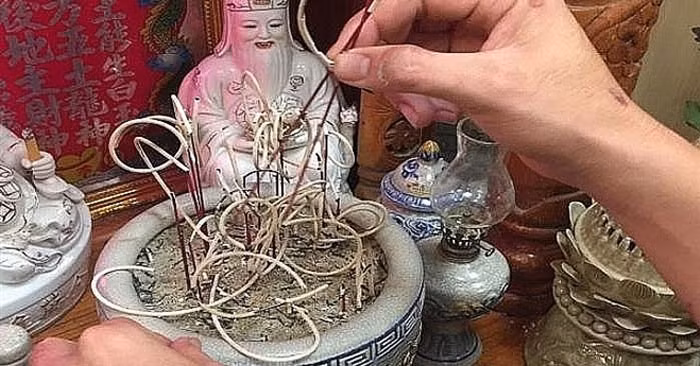 Rút tỉa chân nhang cuối năm nhất định phải lưu ý điều này 