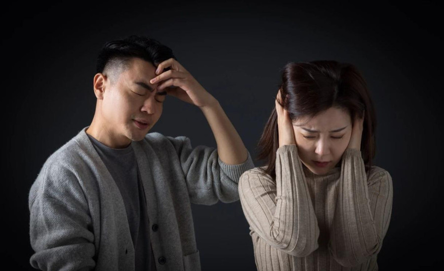 Những ai đã trải qua thử thách của thời gian đều hiểu, kết hôn không phải để kiểm soát đối phương. (Ảnh: ITN)