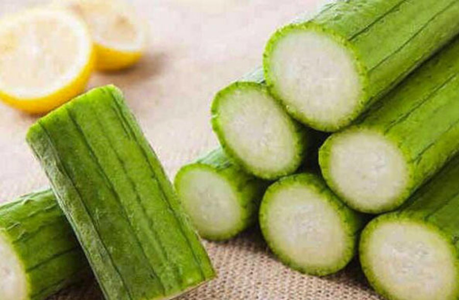 Người có hệ tiêu hóa nhạy cảm hoặc chức năng tiêu hóa yếu, tiêu thụ quá nhiều mướp sẽ làm tăng gánh nặng cho dạ dày, gây đầy hơi, đau bụng hoặc khó tiêu. (Ảnh: ITN) 2-nguoi-co-he-tieu-hoa.jpg