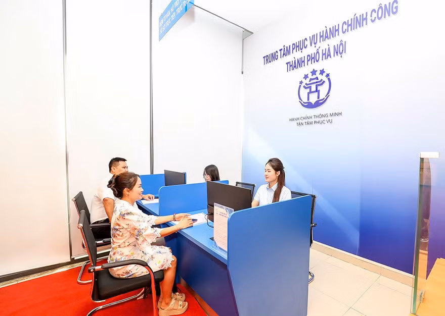 Không gian điểm tư vấn, hỗ trợ, tiếp nhận dịch vụ công đặt tại Agribank