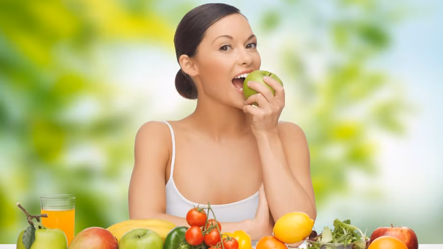 Khi bạn bỏ bữa, cơ thể bạn sẽ bị mất đi các chất dinh dưỡng thiết yếu như carbohydrate, protein, chất béo, vitamin và khoáng chất. (Ảnh: ITN)