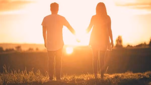 Xử Nữ hạnh phúc, Bọ Cạp công việc có bước tiến mới ngày 9/12