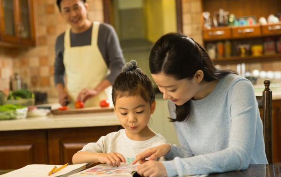 Việc nhà không bao giờ là trách nhiệm một mình người vợ. (Ảnh : ITN) 2-viec-nha.jpg