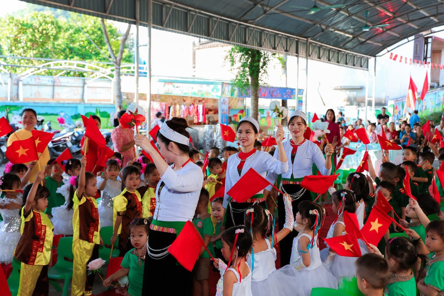 Đời sống của người dân xã Cao Dương ngày càng tốt hơn. Ảnh Trang TTĐT xã Cao Dương