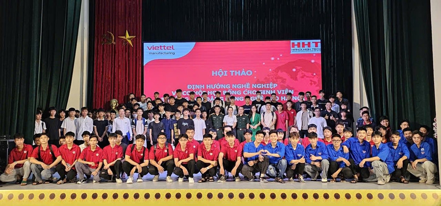 Học bổng VMC - Chắp cánh ước mơ cho 200 tân sinh viên Khoa Kỹ thuật Điện - Điện tử