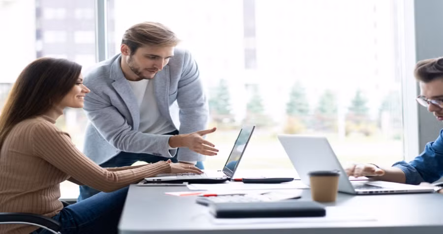 Kim Ngưu công việc suôn sẻ, Thiên Bình tình cảm thăng hoa ngày 27/7