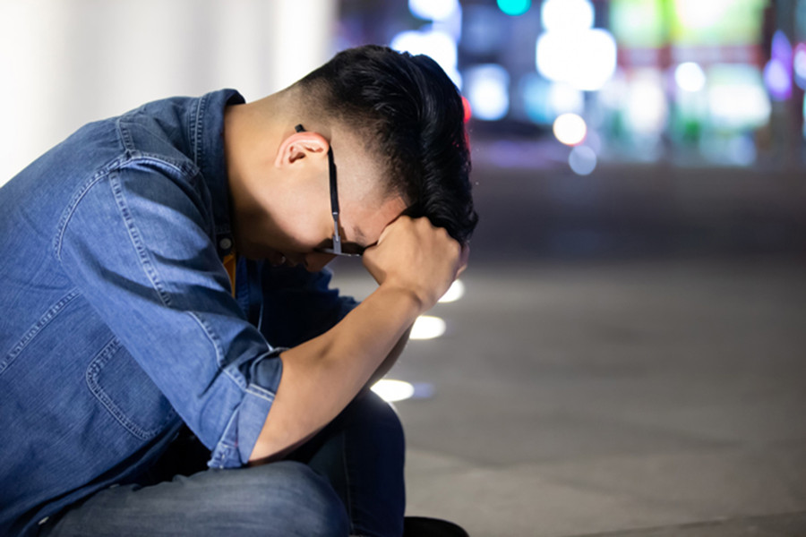 Được ở bên bạn khi say, dù anh ấy cảm thấy khó chịu về mặt thể xác, nhưng trong lòng anh ấy vẫn sẽ vui vẻ. (Ảnh: ITN).