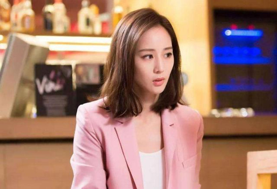 Dù có công việc ở văn phòng, tâm trí họ chủ yếu chỉ nghĩ đến chuyện gia đình. (Ảnh: ITN).