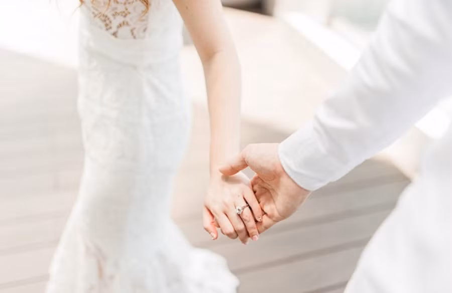 Niềm tin là nền tảng của hạnh phúc hôn nhân. (Ảnh: ITN)