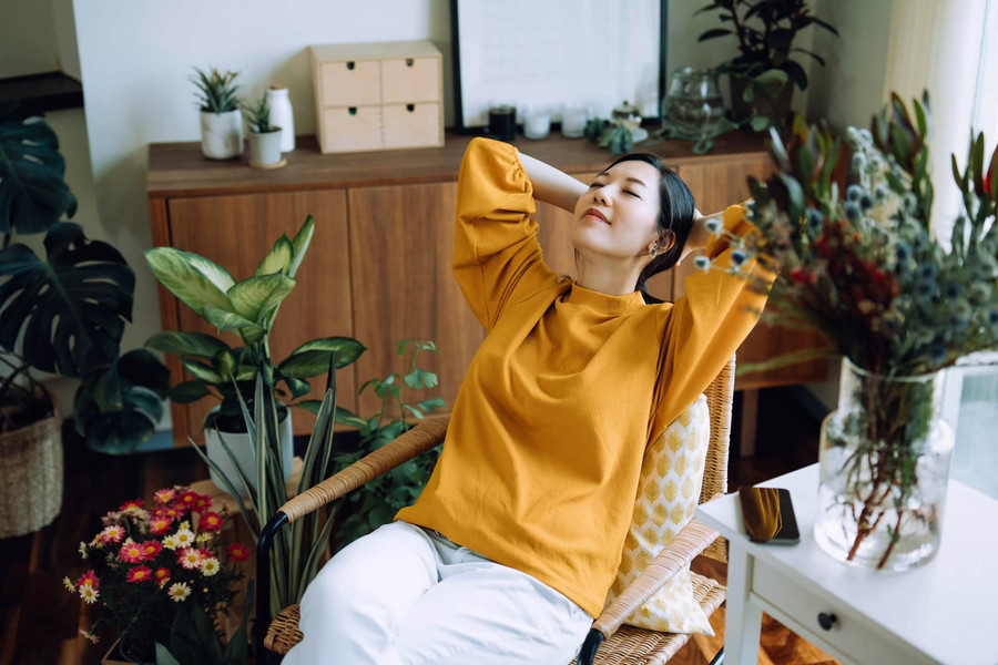 “Lười” ở đây không phải là sự lười biếng theo nghĩa thông thường, mà là một thái độ sống thông minh và cách tự chăm sóc bản thân. (Ảnh: ITN).