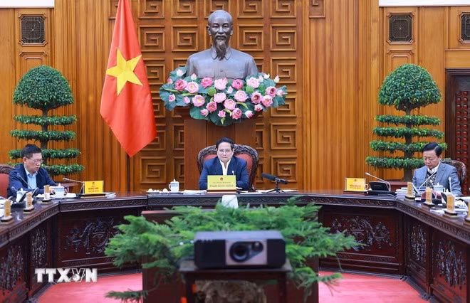 Thủ tướng Phạm Minh Chính chủ trì Phiên họp lần thứ năm của Ban Chỉ đạo tinh gọn bộ máy của Chính phủ. (Ảnh: Dương Giang/TTXVN).
