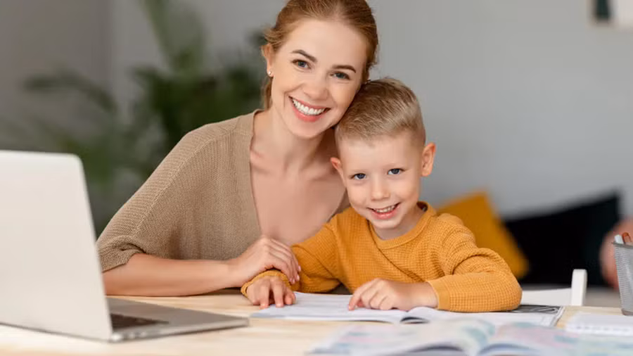 2. Tre em bay gio danh nhieu thoi gian.jpg