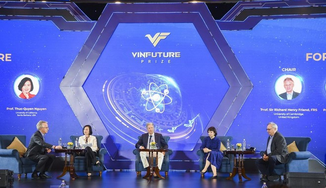 Tọa đàm Khoa học vì Cuộc sống do Quỹ VinFuture tổ chức hàng năm thảo luận về những chủ đề quan trọng trong xu hướng phát triển công nghệ thế giới. (Ảnh: VFP) Tọa đàm Khoa học vì Cuộc sống do Quỹ VinFuture tổ chức hàng năm thảo luận về những chủ đề quan trọng trong xu hướng phát triển công nghệ thế giới. (Ảnh: VFP)