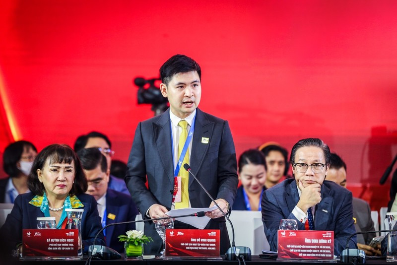 Ông Đỗ Vinh Quang nêu nhóm đề xuất tại Phiên đối thoại cấp cao Diễn đàn Kinh tế tư nhân Việt Nam 2025 Ông Đỗ Vinh Quang nêu nhóm đề xuất tại Phiên đối thoại cấp cao Diễn đàn Kinh tế tư nhân Việt Nam 2025