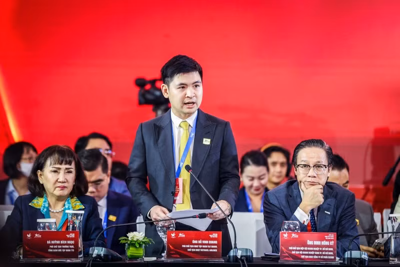 Ông Đỗ Vinh Quang nêu nhóm đề xuất tại Phiên đối thoại cấp cao Diễn đàn Kinh tế tư nhân Việt Nam 2025