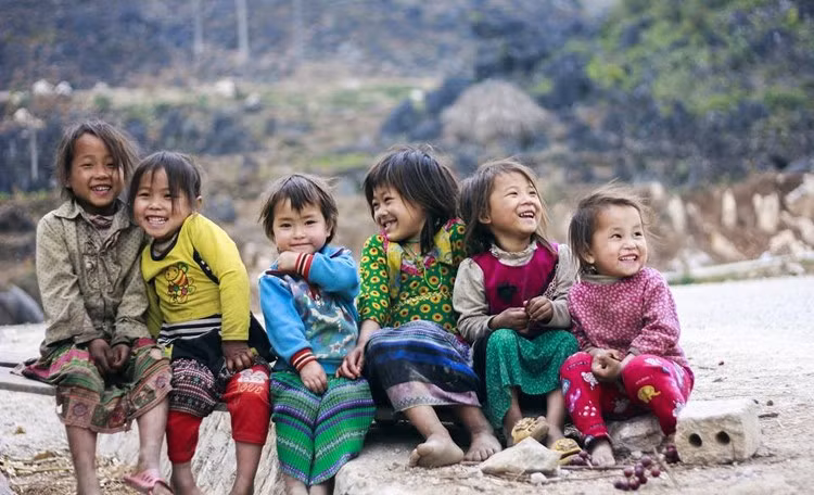 Ảnh Nguyễn Hồng