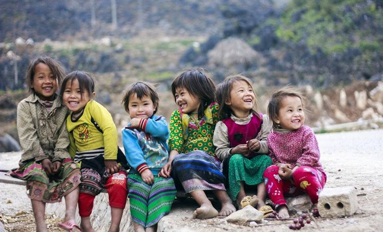 Ảnh Nguyễn Hồng