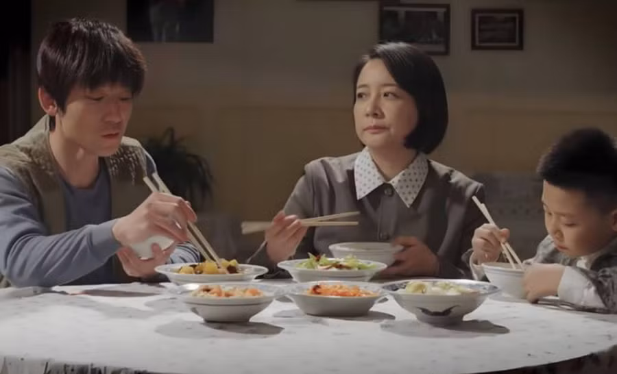 Thứ tự và tốc độ ăn uống nhanh hay chậm có liên quan mật thiết đến tính cách của một người. (Ảnh: ITN).