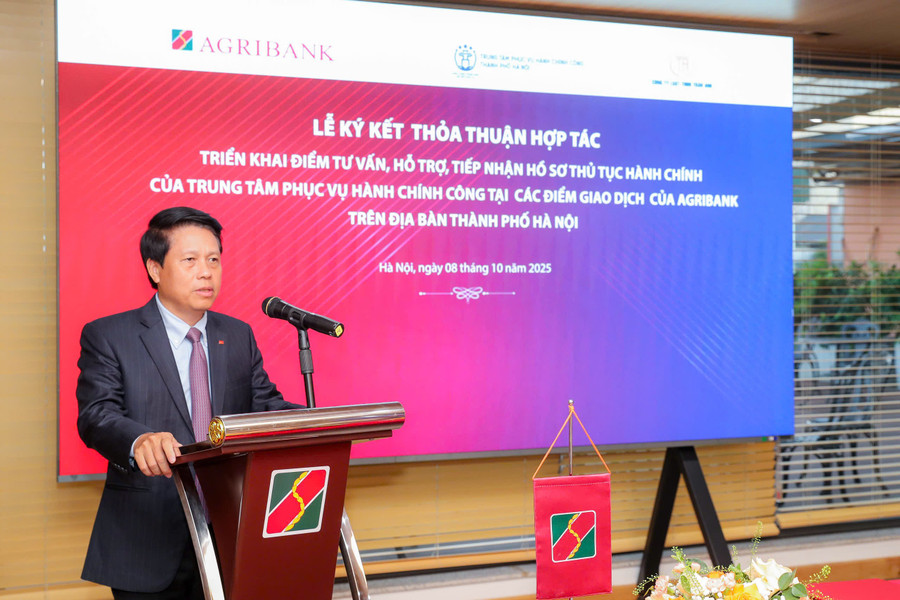 Ông Phạm Tiến Dũng, Phó Thống đốc Ngân hàng Nhà nước Việt Nam dự và phát biểu chỉ đạo tại lễ ký kết. Ông Phạm Tiến Dũng, Phó Thống đốc Ngân hàng Nhà nước Việt Nam dự và phát biểu chỉ đạo tại lễ ký kết.