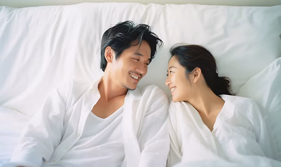 Khi sự hiểu biết của mọi người về cảm xúc và hôn nhân dần sâu sắc hơn, vấn đề ngoại tình cũng gây ra những cuộc tranh luận rộng rãi. (Ảnh: ITN).