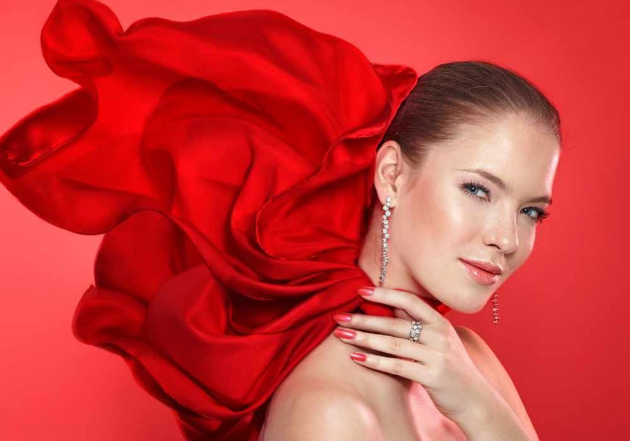 Tử vi 12 con giáp ngày 27/1: Mùi đề phòng thị phi, Dậu gây ấn tượng tốt