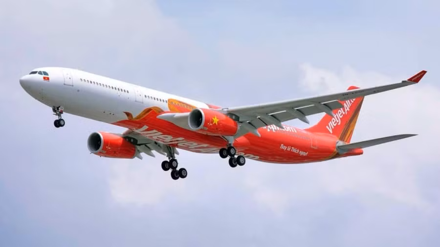 Vietjet đón tàu bay thân rộng mới, nâng đội bay lên 121 chiếc