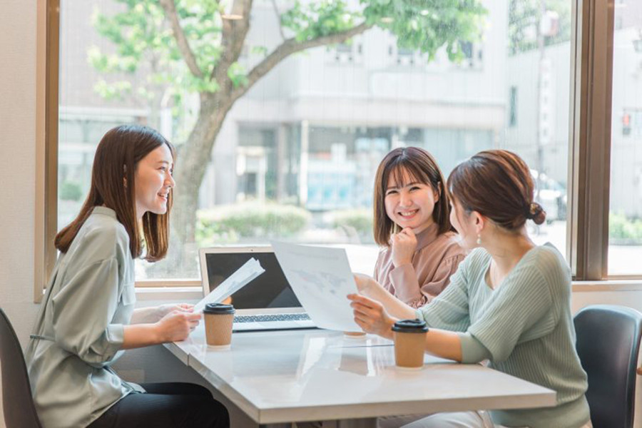 Không có gì sai khi nói về những rắc rối trong cuộc sống của bạn, nhưng thông tin này có thể dễ dàng bị những người có ý định xấu lợi dụng. (Ảnh: ITN).