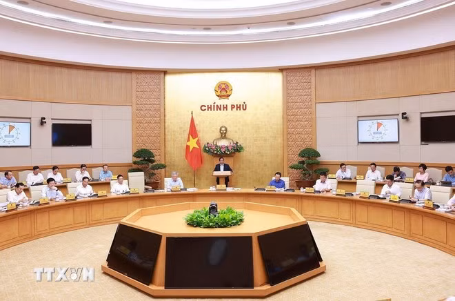 Thủ tướng Phạm Minh Chính chủ trì Phiên họp Chính phủ thường kỳ tháng 8 năm 2025. (Ảnh: Dương Giang/TTXVN).