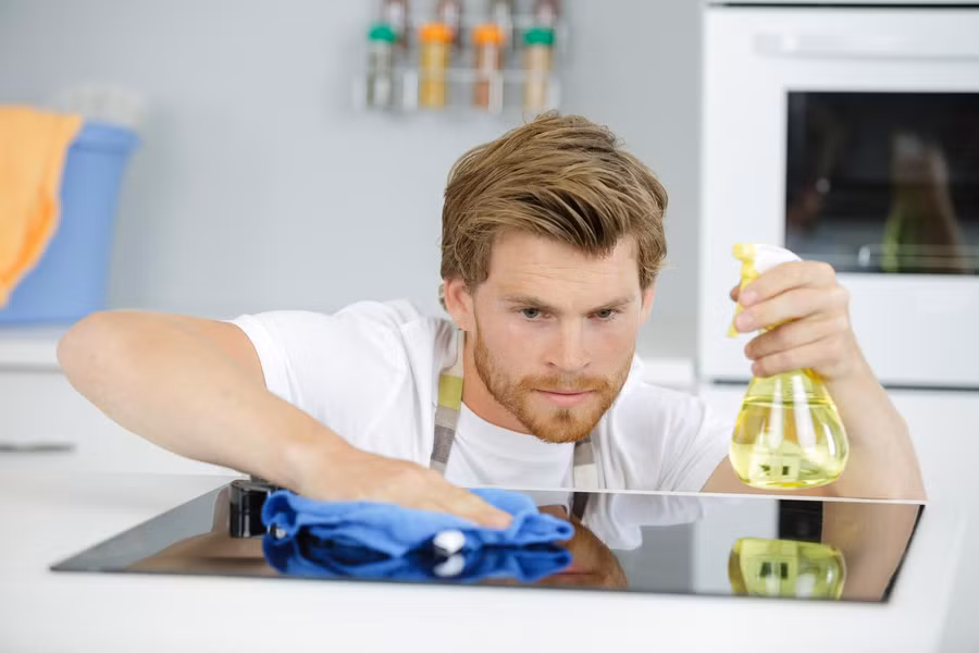 2. Lan theo dau vet cua kien.jpg