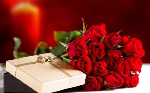 Tình yêu không có hình dạng, nó được thể hiện bằng sự chân thành của trái tim.