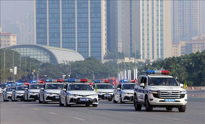 Khối xe chỉ huy giao thông dẫn đoàn tham gia duyệt đội ngũ. Ảnh: Phạm Kiên/TTXVN