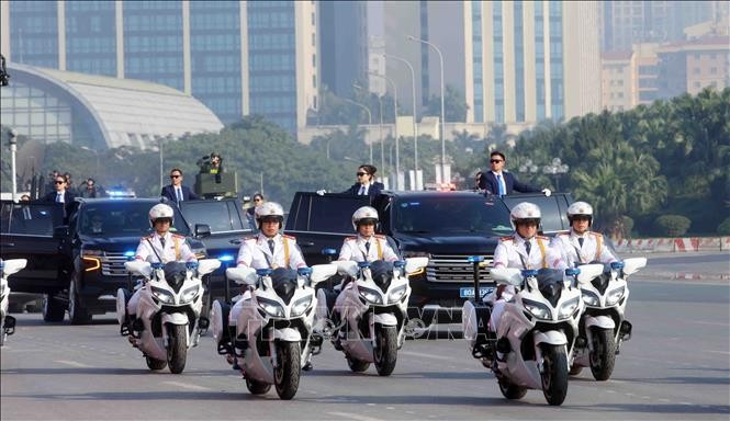 Khối xe bảo vệ, hộ tống Lãnh đạo Đảng, Nhà nước và đoàn khách quốc tế tham gia diễu hành phương tiện đặc chủng của Bộ Công an. Ảnh: Phạm Kiên/TTXVN
