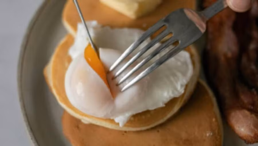 2. Long trang trung chua protein hoan chinh.jpg