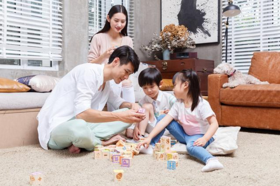 Cha mẹ nên tăng cường tương tác và hợp tác giữa các thành viên trong gia đình. (Ảnh: ITN) 2-cha-me-nen-tang-cuong.jpg